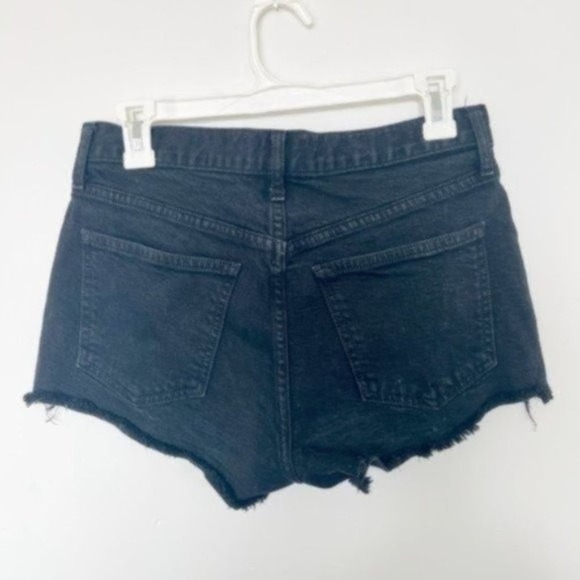 Sundry Black Denim Embroidered Shorts Size 26 - Picture 4 of 4